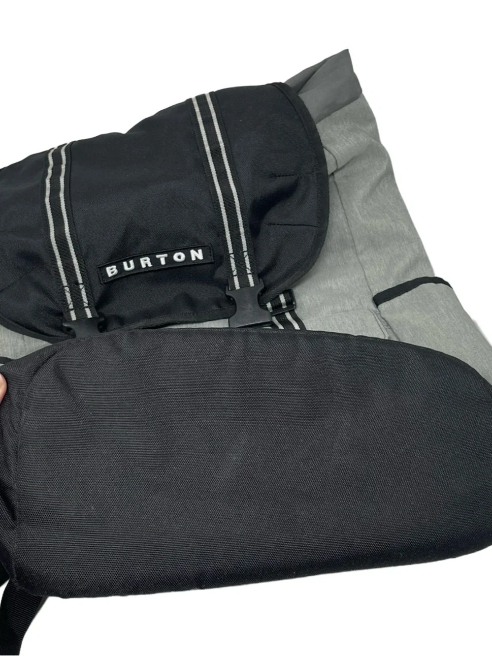 Burton Outing Backpack Black Gray Rucksack Laptop Sleeve School Travel Bag
